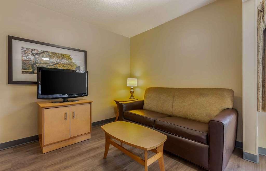 Extended Stay America Select Suites - Greenville - Haywood Mall Quarto foto